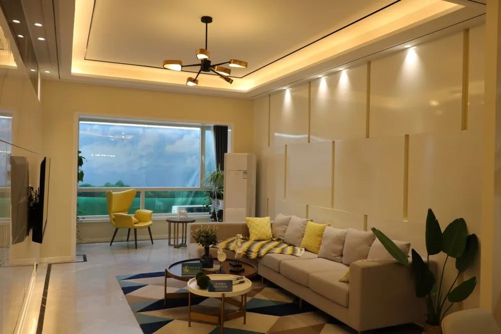 1593658503780735.jpg 1593658503780735.jpg